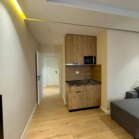 Toto Apartment *